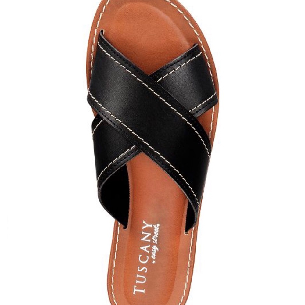 🎉🎉Host Pick 🎉🎉Easy Street Sandals NIB - Picture 4 of 5